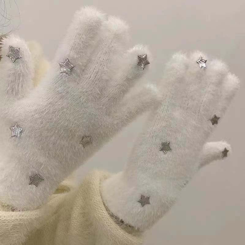 Warm plush gloves