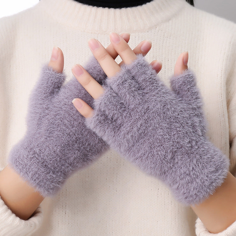 Warm plush gloves