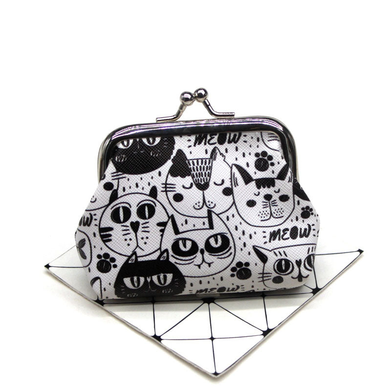 Coin purse with cat pattern